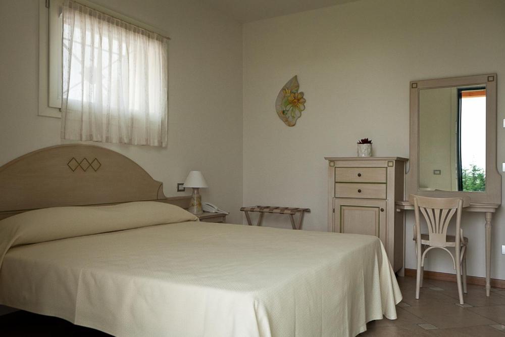 Ladino Room & Breakfast Феррара Номер фото